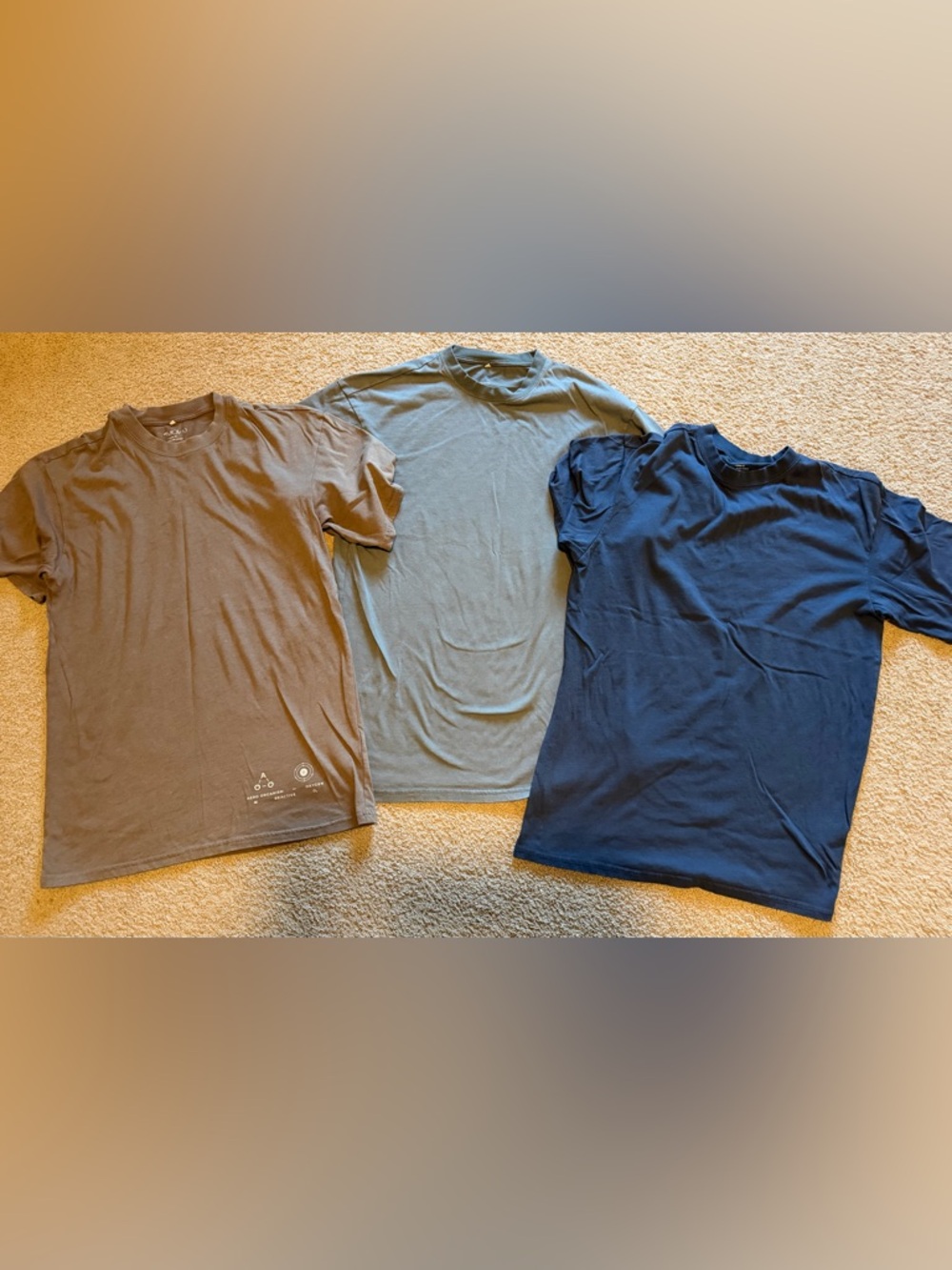 Men H&M Move loose fit tees size XS